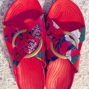 Size 10 Crocs sandals